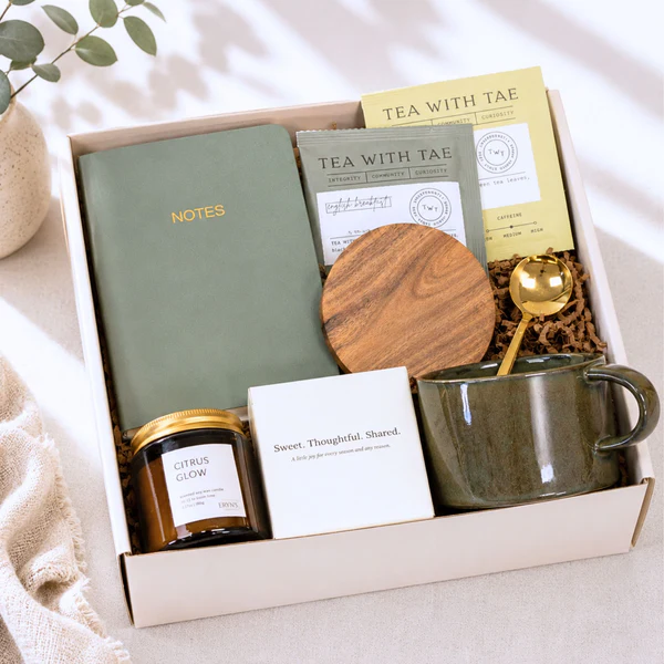 Year end christmas Hampers